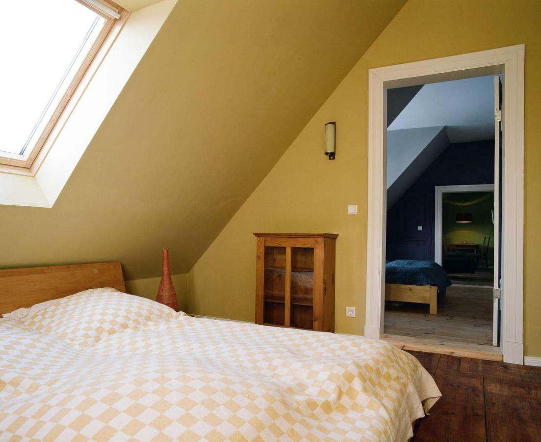 Ferienwohnung Gutshaus Altbauhof Dargun Exterior foto